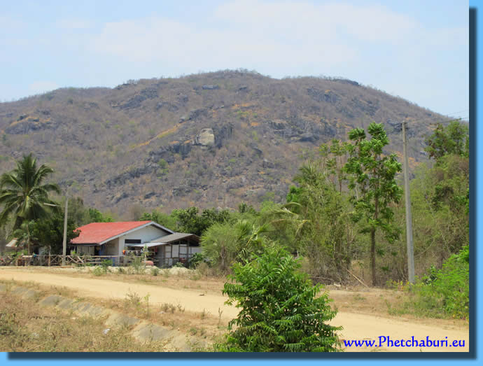 On the land you have a direct view to the mountain